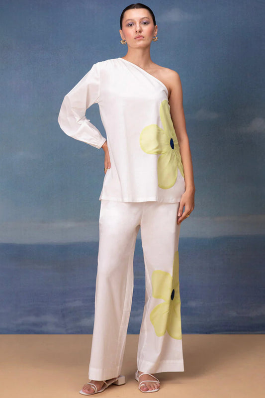 One-shoulder Troupe Coords